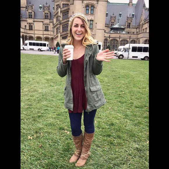 Meet your Posher, Megan - Picture 1 of 1